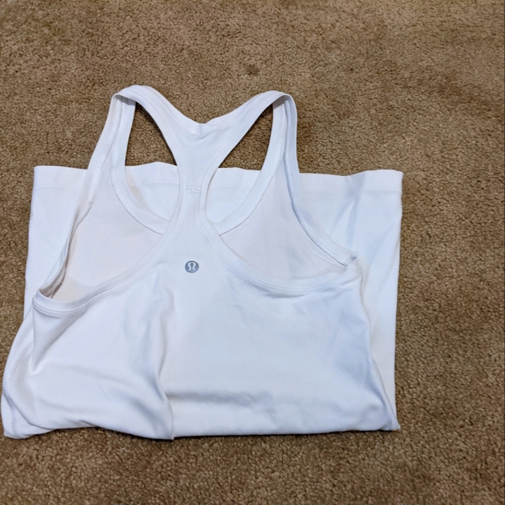 Lululemon workout tank spring 2021 white